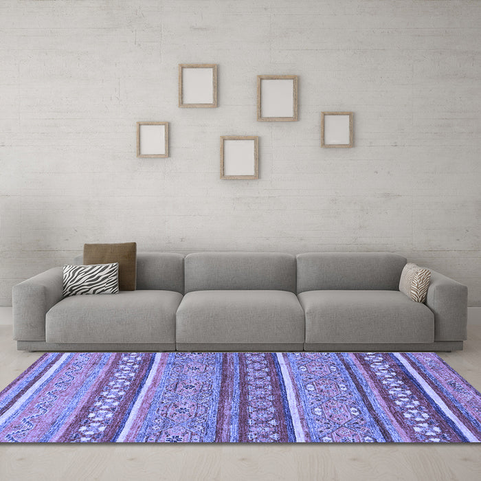 Machine Washable Abstract Blue Modern Rug in a Living Room, wshabs2479blu