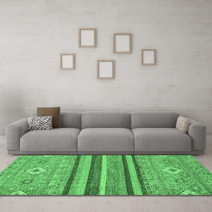 Machine Washable Abstract Emerald Green Modern Area Rugs in a Living Room,, wshabs2480emgrn