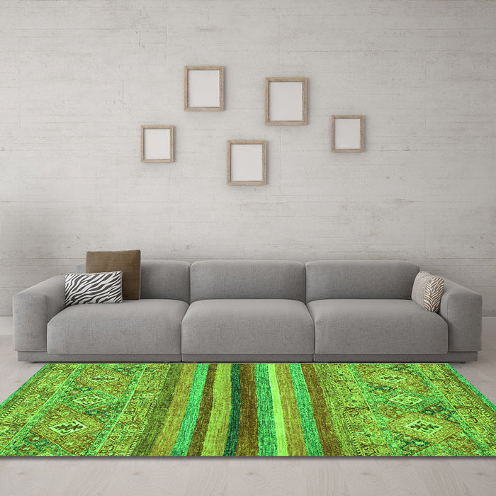 Machine Washable Abstract Green Modern Area Rugs in a Living Room,, wshabs2482grn