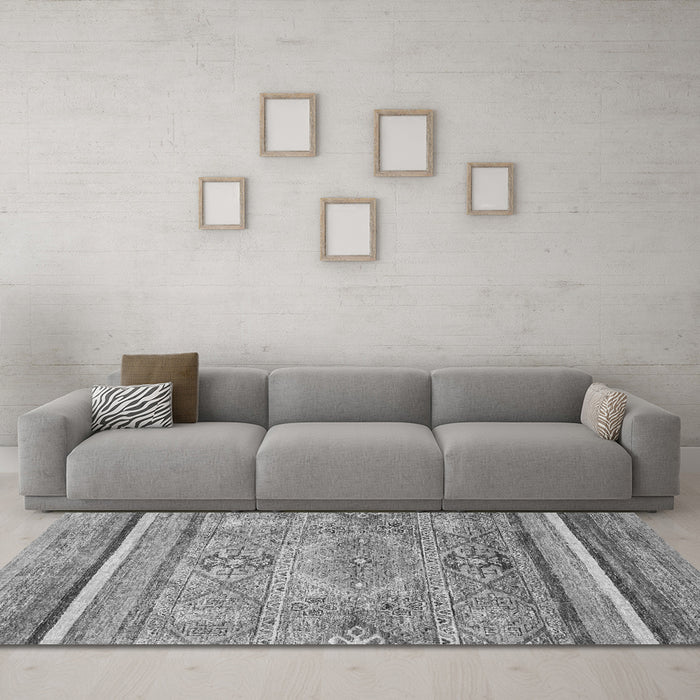 Machine Washable Abstract Gray Modern Rug in a Living Room,, wshabs2488gry