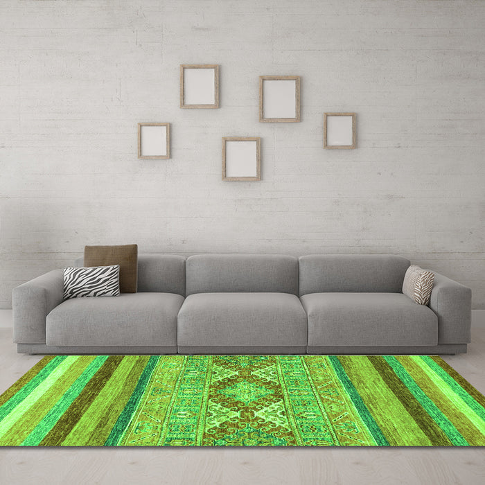 Machine Washable Abstract Green Modern Area Rugs in a Living Room,, wshabs2490grn