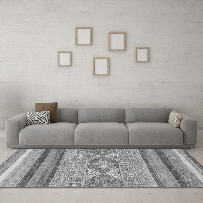 Machine Washable Abstract Gray Modern Rug in a Living Room,, wshabs2490gry