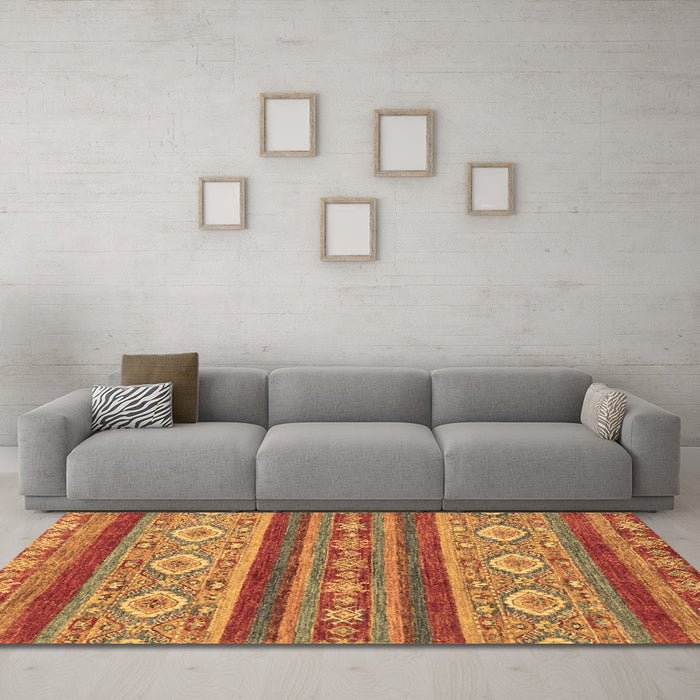 Machine Washable Abstract Brown Modern Rug in a Living Room,, wshabs2501brn