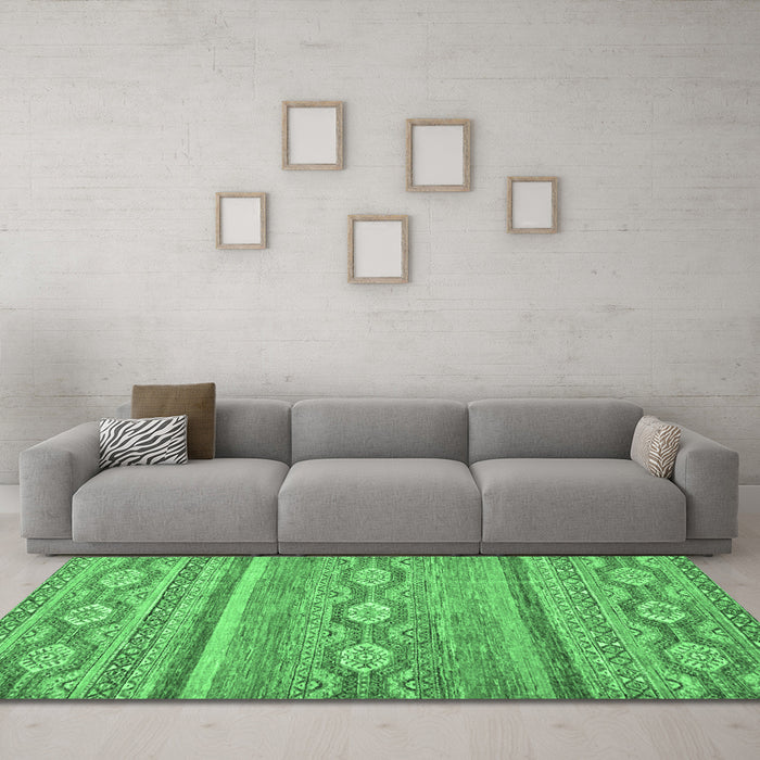 Machine Washable Abstract Emerald Green Modern Area Rugs in a Living Room,, wshabs2503emgrn