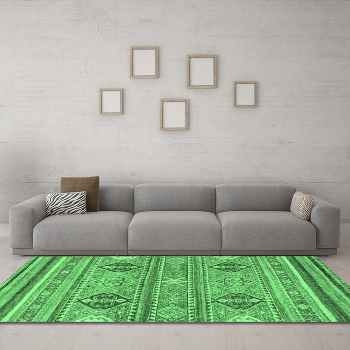 Machine Washable Abstract Emerald Green Modern Area Rugs in a Living Room,, wshabs2509emgrn