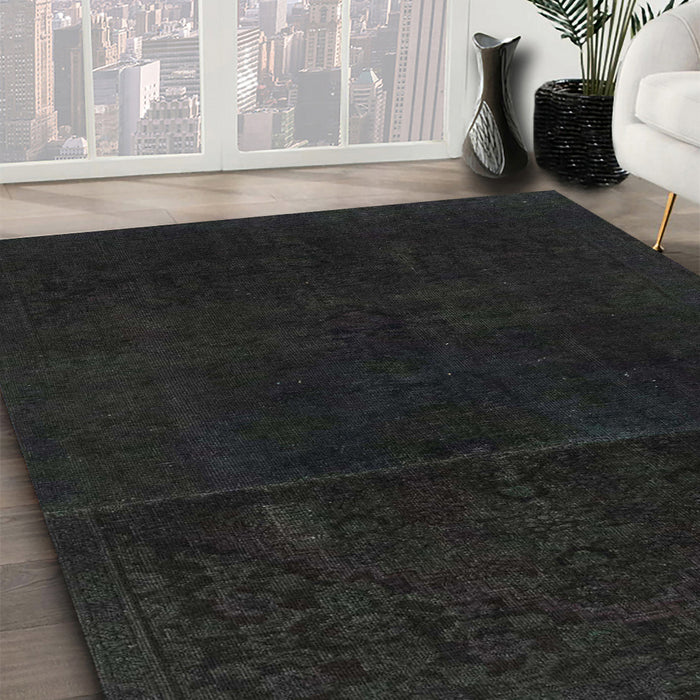 Machine Washable Abstract Midnight Gray Rug in a Family Room, wshabs2514