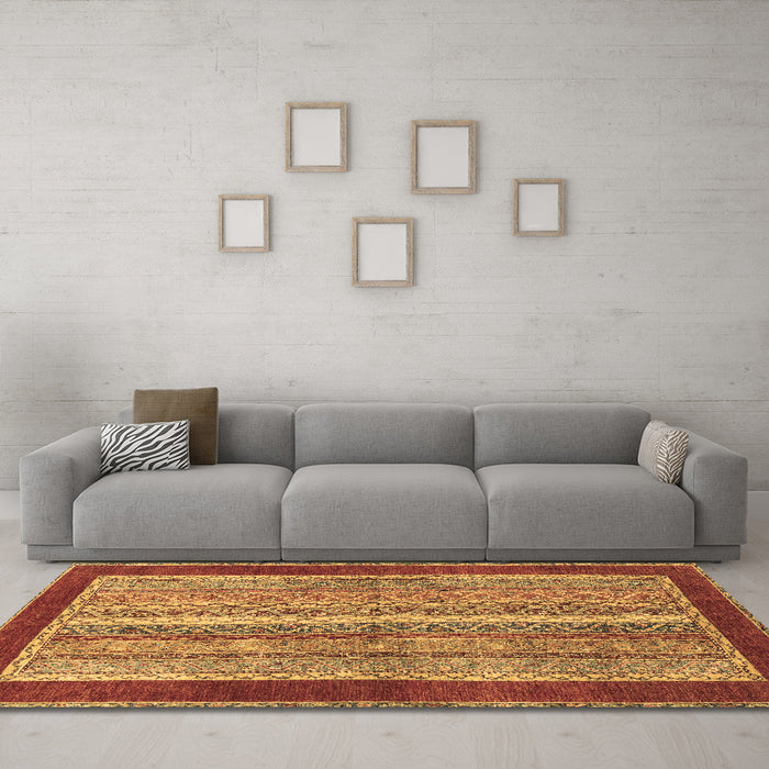 Machine Washable Abstract Brown Modern Rug in a Living Room,, wshabs2520brn