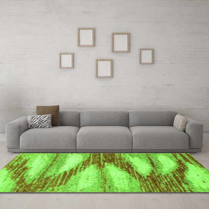 Machine Washable Abstract Green Modern Area Rugs in a Living Room,, wshabs2526grn