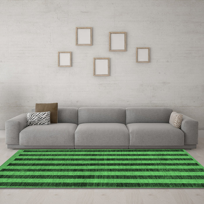 Machine Washable Abstract Emerald Green Modern Area Rugs in a Living Room,, wshabs252emgrn