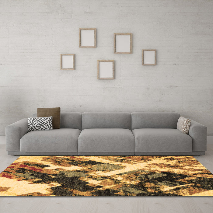 Machine Washable Abstract Brown Modern Rug in a Living Room,, wshabs2533brn