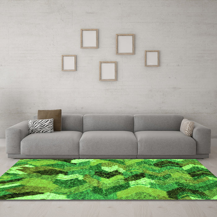 Machine Washable Abstract Green Modern Area Rugs in a Living Room,, wshabs2536grn