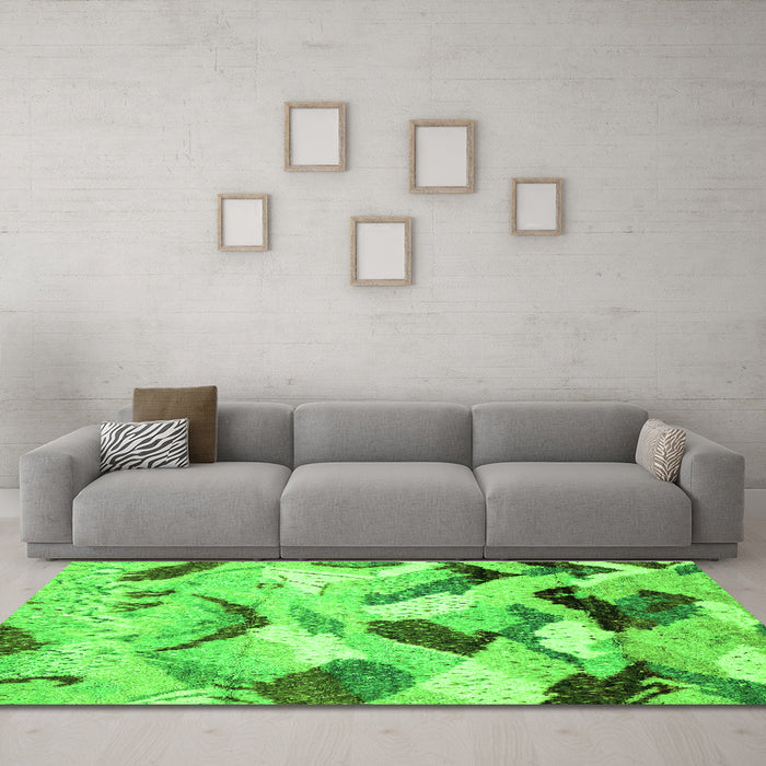 Machine Washable Abstract Green Modern Area Rugs in a Living Room,, wshabs2545grn
