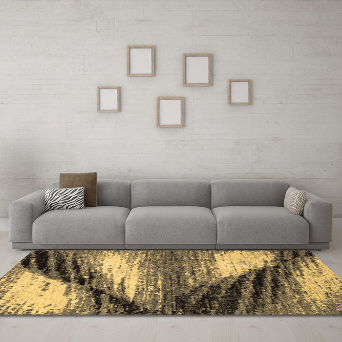 Machine Washable Abstract Brown Modern Rug in a Living Room,, wshabs2546brn