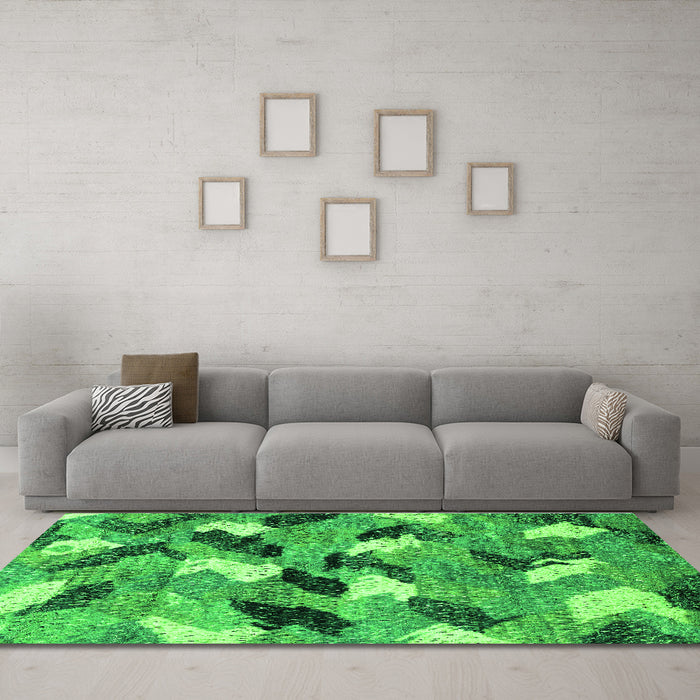 Machine Washable Abstract Green Modern Area Rugs in a Living Room,, wshabs2548grn