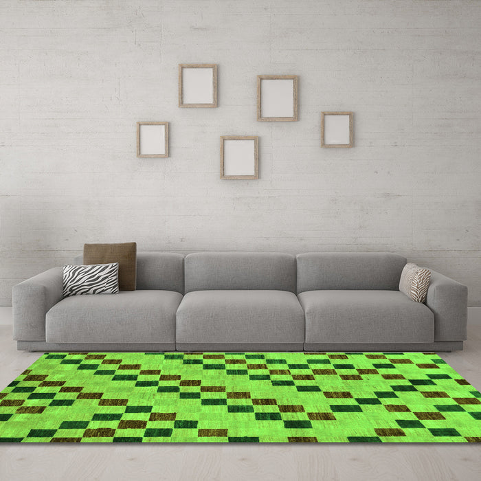 Machine Washable Checkered Green Modern Area Rugs in a Living Room,, wshabs254grn