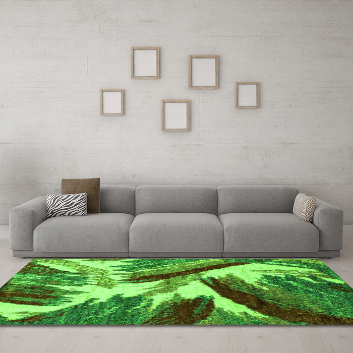 Machine Washable Abstract Green Modern Area Rugs in a Living Room,, wshabs2551grn