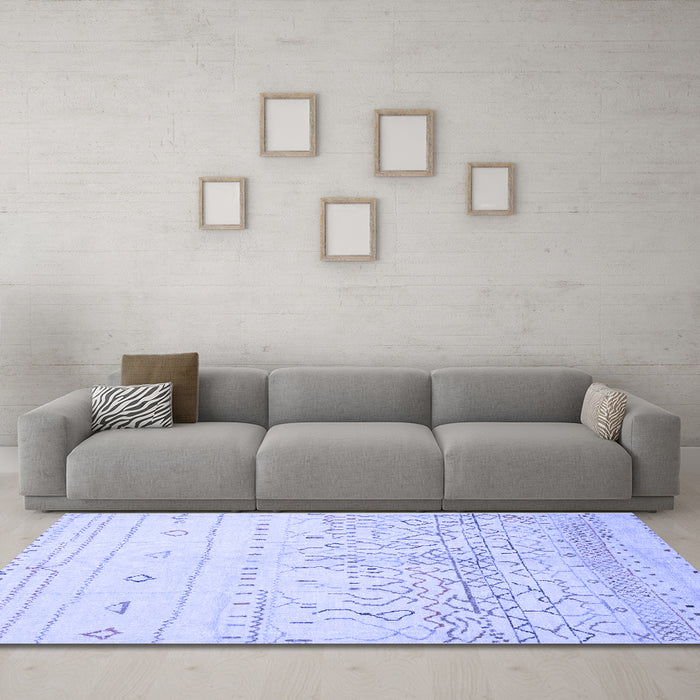 Machine Washable Abstract Blue Modern Rug in a Living Room, wshabs2553blu