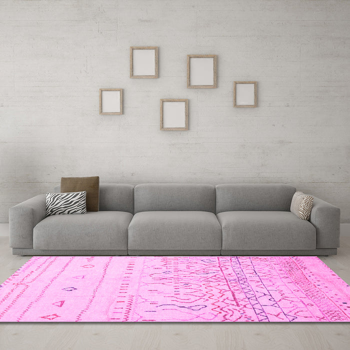 Machine Washable Abstract Pink Modern Rug in a Living Room, wshabs2553pnk