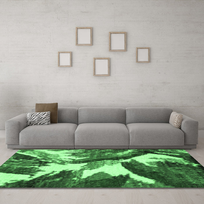 Machine Washable Abstract Emerald Green Modern Area Rugs in a Living Room,, wshabs2562emgrn