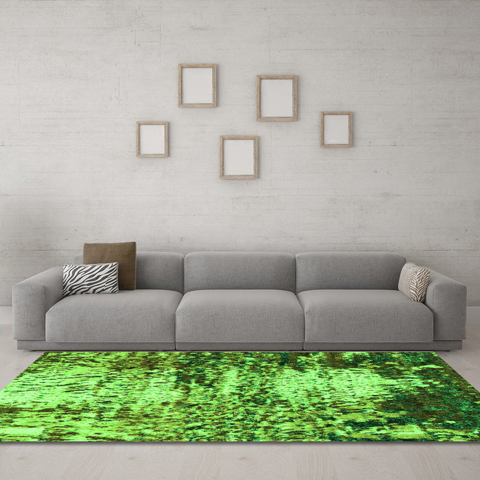 Machine Washable Abstract Green Modern Area Rugs in a Living Room,, wshabs2563grn