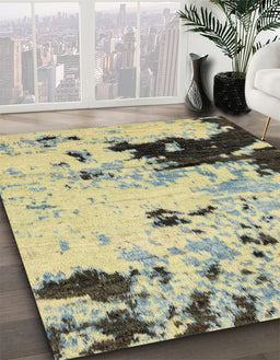 Machine Washable Abstract Brown Gold Rug in a Family Room, wshabs2569