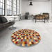 Round Abstract Metallic Gold Checkered Rug in a Office, abs256