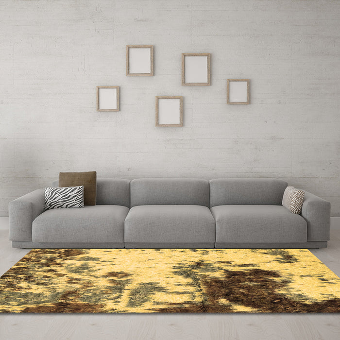 Machine Washable Abstract Brown Modern Rug in a Living Room,, wshabs2570brn