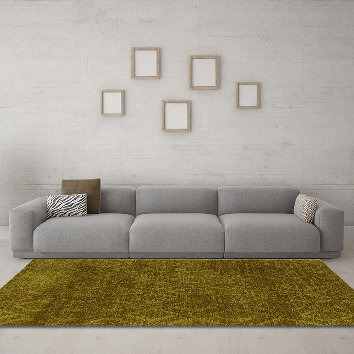 Machine Washable Abstract Green Modern Area Rugs in a Living Room,, wshabs2584grn