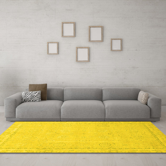 Machine Washable Abstract Yellow Modern Rug in a Living Room, wshabs2589yw
