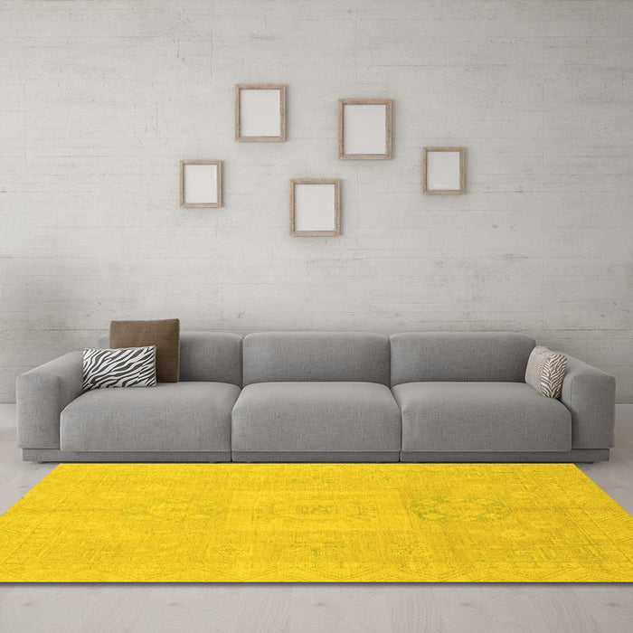 Machine Washable Abstract Yellow Modern Rug in a Living Room, wshabs2599yw