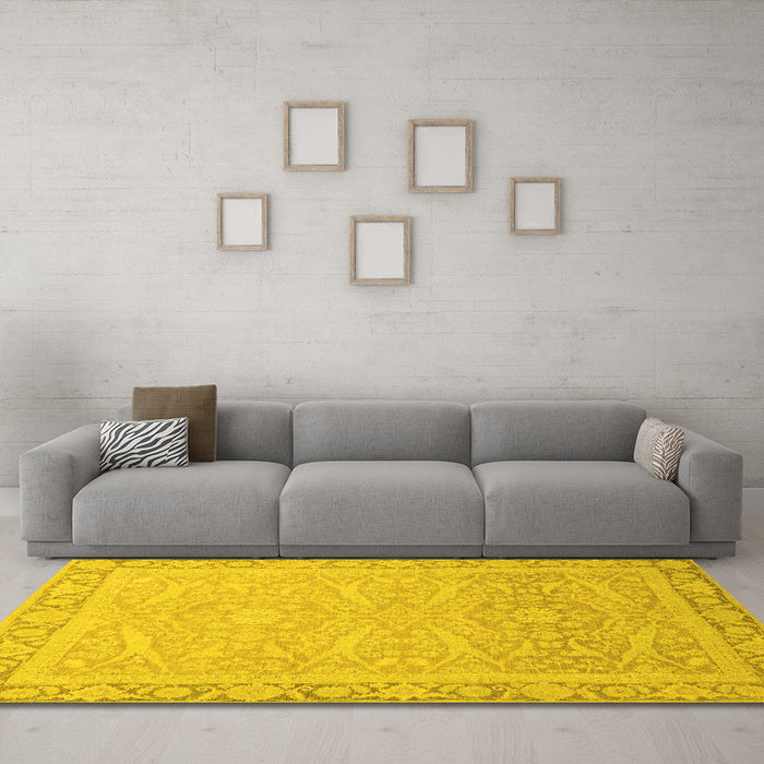 Machine Washable Abstract Yellow Modern Rug in a Living Room, wshabs2605yw