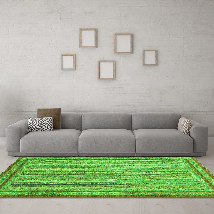 Machine Washable Abstract Green Modern Area Rugs in a Living Room,, wshabs2610grn