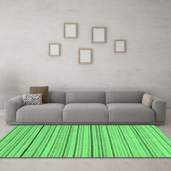 Machine Washable Oriental Emerald Green Modern Area Rugs in a Living Room,, wshabs2624emgrn