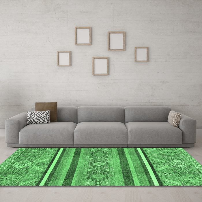 Machine Washable Oriental Emerald Green Modern Area Rugs in a Living Room,, wshabs2632emgrn