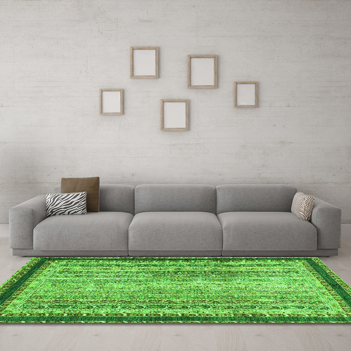 Machine Washable Oriental Green Modern Area Rugs in a Living Room,, wshabs2637grn