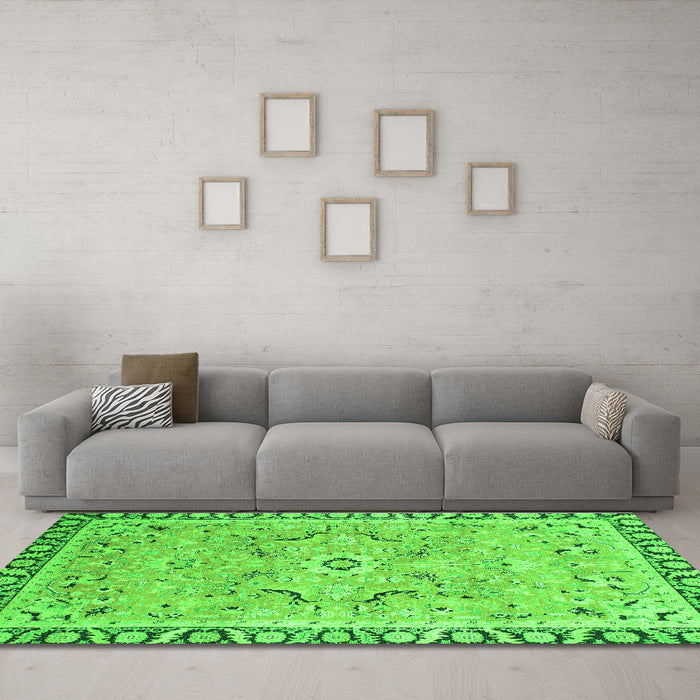 Machine Washable Oriental Green Modern Area Rugs in a Living Room,, wshabs2640grn