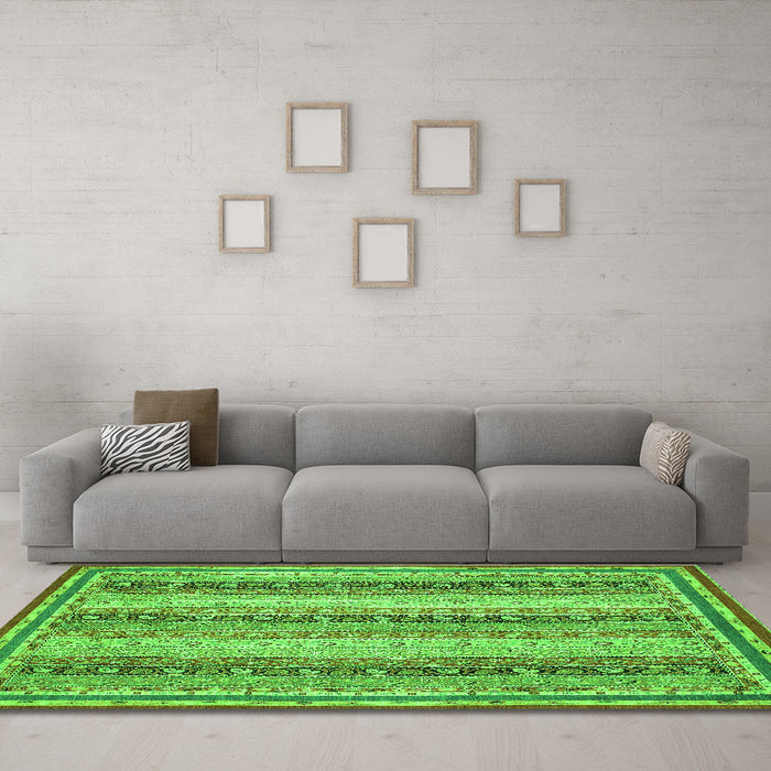Machine Washable Oriental Green Modern Area Rugs in a Living Room,, wshabs2645grn