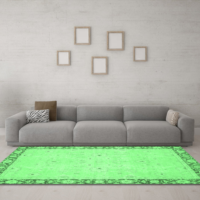 Machine Washable Oriental Emerald Green Modern Area Rugs in a Living Room,, wshabs2646emgrn