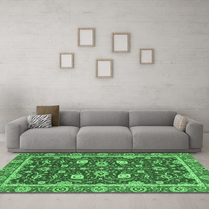 Machine Washable Oriental Emerald Green Modern Area Rugs in a Living Room,, wshabs2655emgrn