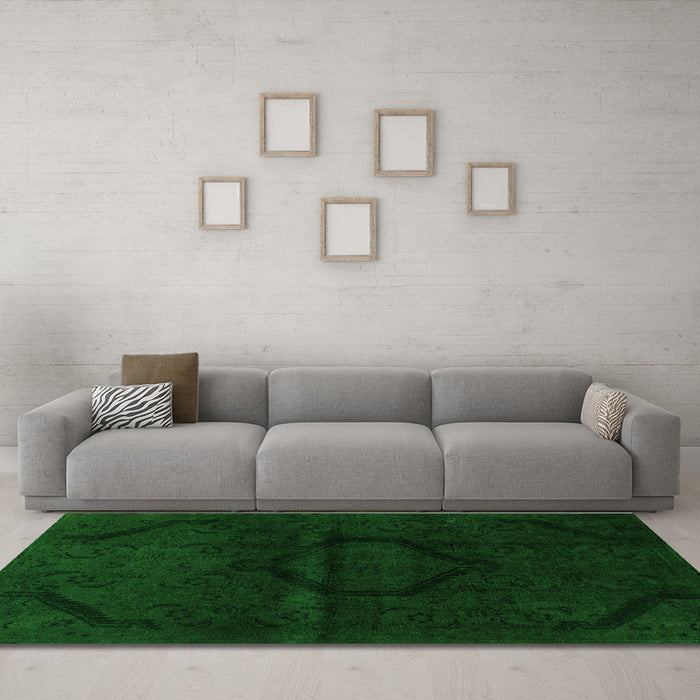 Machine Washable Oriental Green Modern Area Rugs in a Living Room,, wshabs2658grn