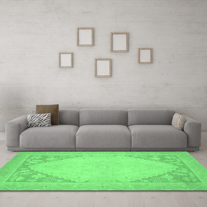 Machine Washable Oriental Emerald Green Modern Area Rugs in a Living Room,, wshabs2659emgrn