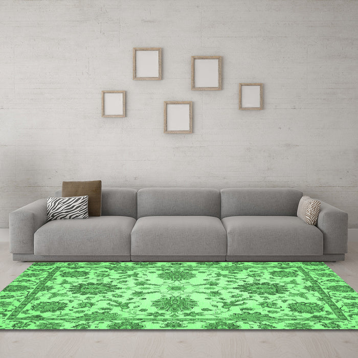 Machine Washable Oriental Emerald Green Modern Area Rugs in a Living Room,, wshabs2660emgrn