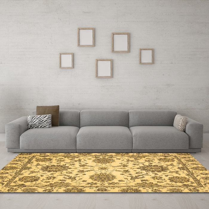 Machine Washable Oriental Brown Modern Rug in a Living Room,, wshabs2660brn