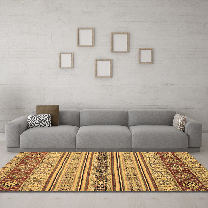 Machine Washable Abstract Brown Modern Rug in a Living Room,, wshabs2665brn