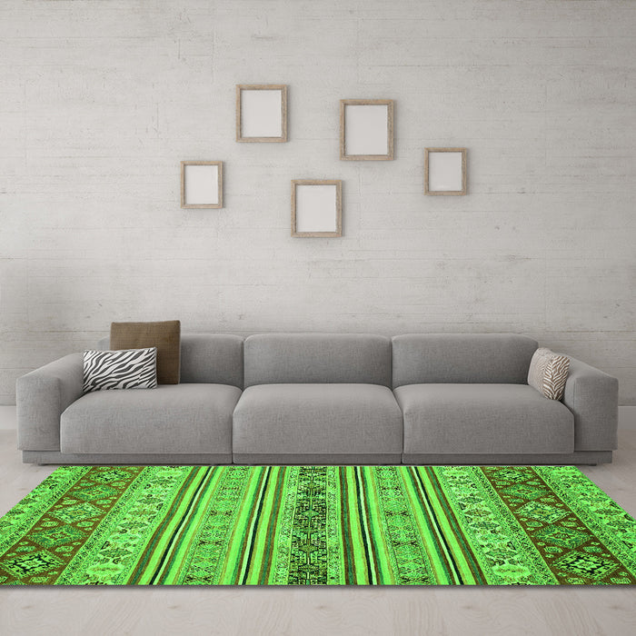Machine Washable Abstract Green Modern Area Rugs in a Living Room,, wshabs2665grn
