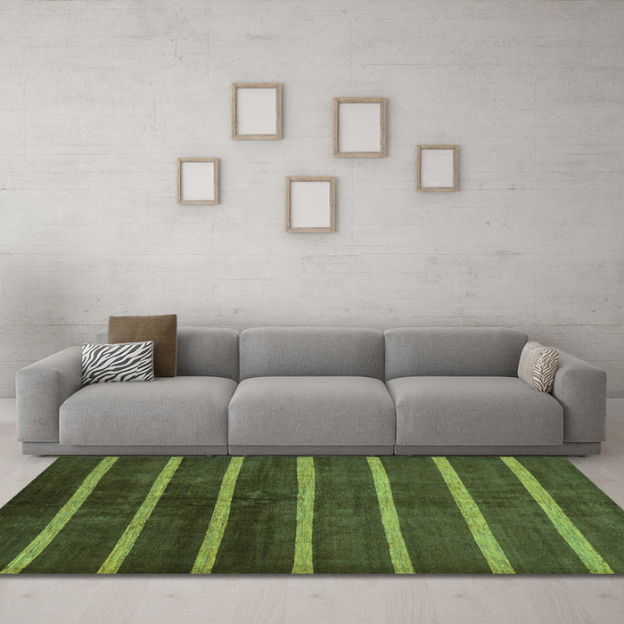 Machine Washable Oriental Turquoise Modern Area Rugs in a Living Room,, wshabs266turq