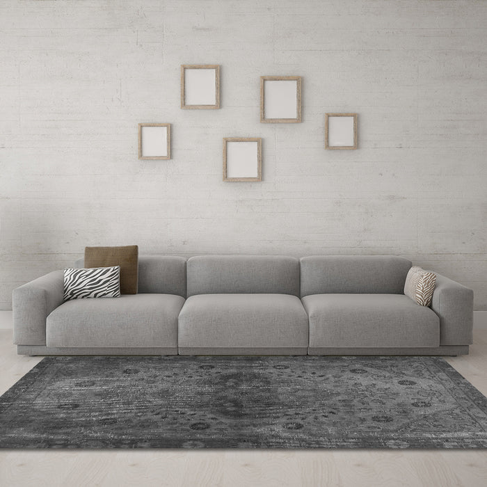 Machine Washable Abstract Gray Modern Rug in a Living Room,, wshabs2671gry
