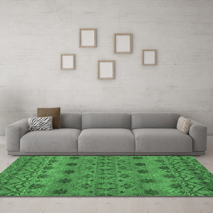 Machine Washable Abstract Emerald Green Modern Area Rugs in a Living Room,, wshabs2679emgrn