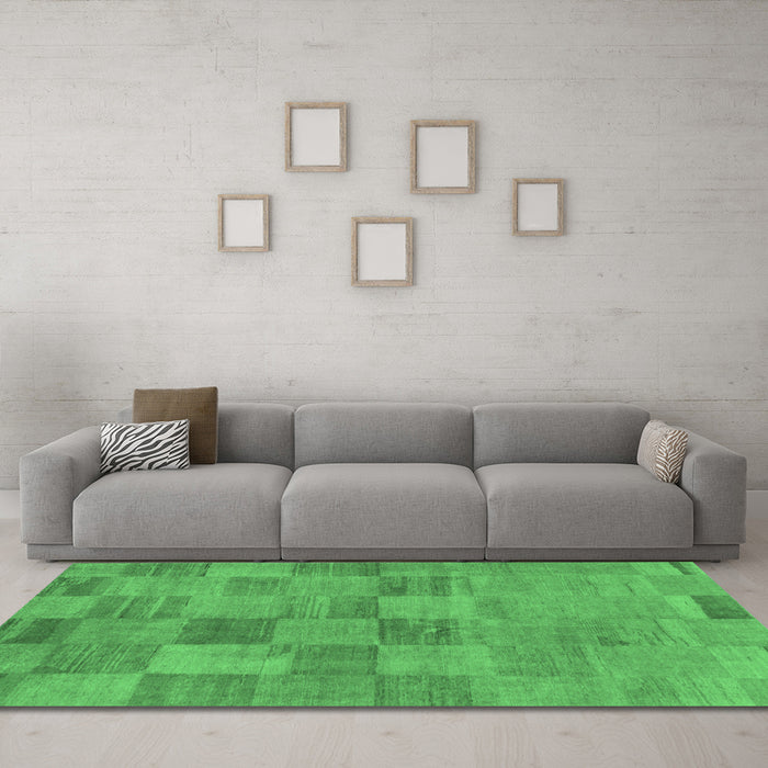 Machine Washable Oriental Emerald Green Modern Area Rugs in a Living Room,, wshabs267emgrn
