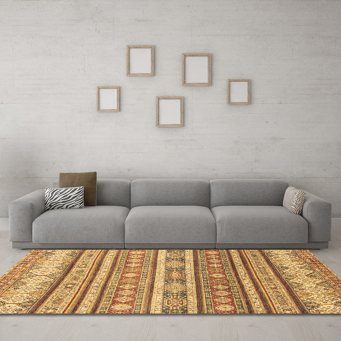 Machine Washable Abstract Brown Modern Rug in a Living Room,, wshabs2688brn